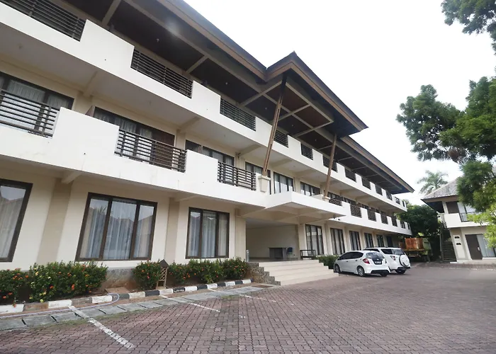 Reddoorz Premium @ Bukit Damai Indah Hotel Balikpapan 